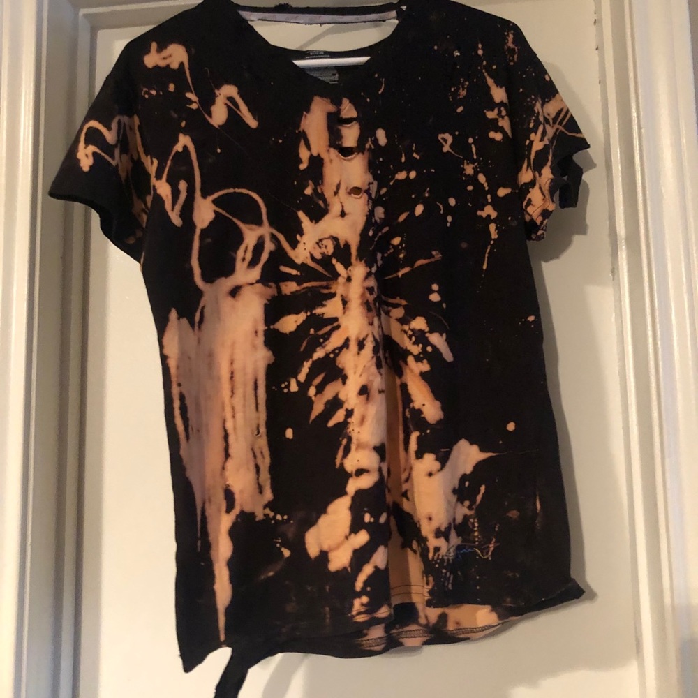 Distressed tie dye T-shirt